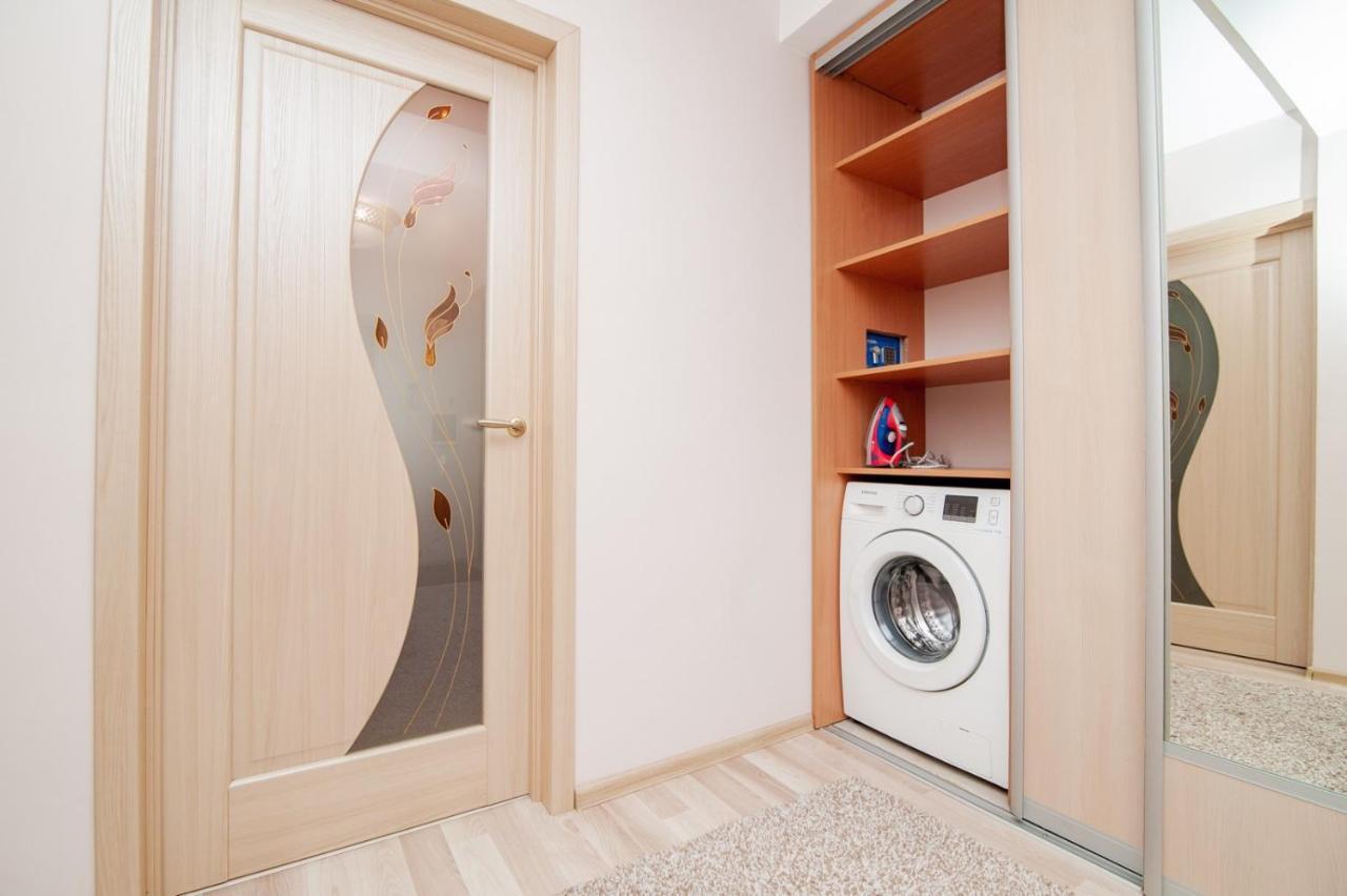 צ'יסינאו Lia*S Deluxe Apartment In The Center מראה חיצוני תמונה