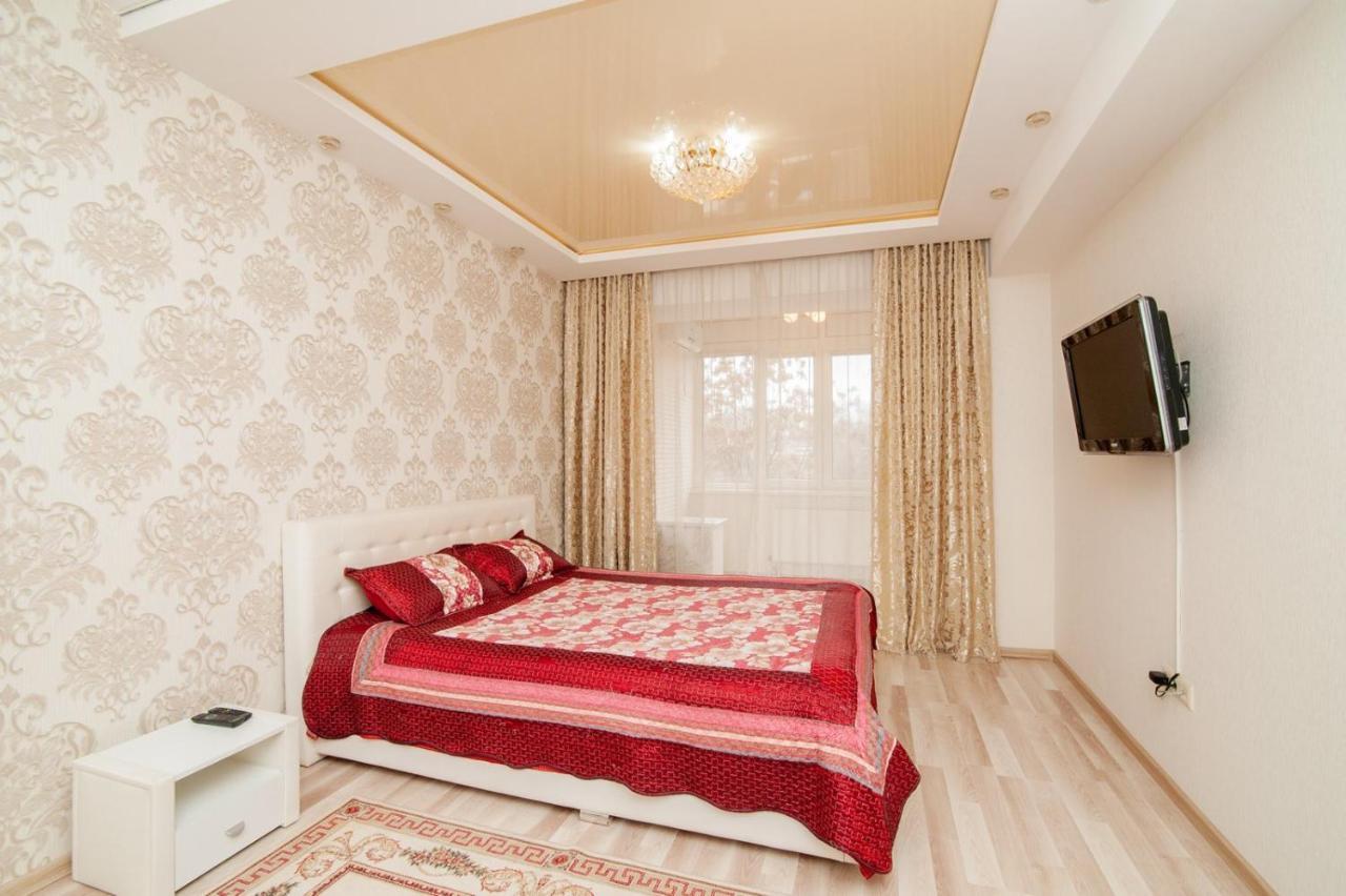 צ'יסינאו Lia*S Deluxe Apartment In The Center מראה חיצוני תמונה
